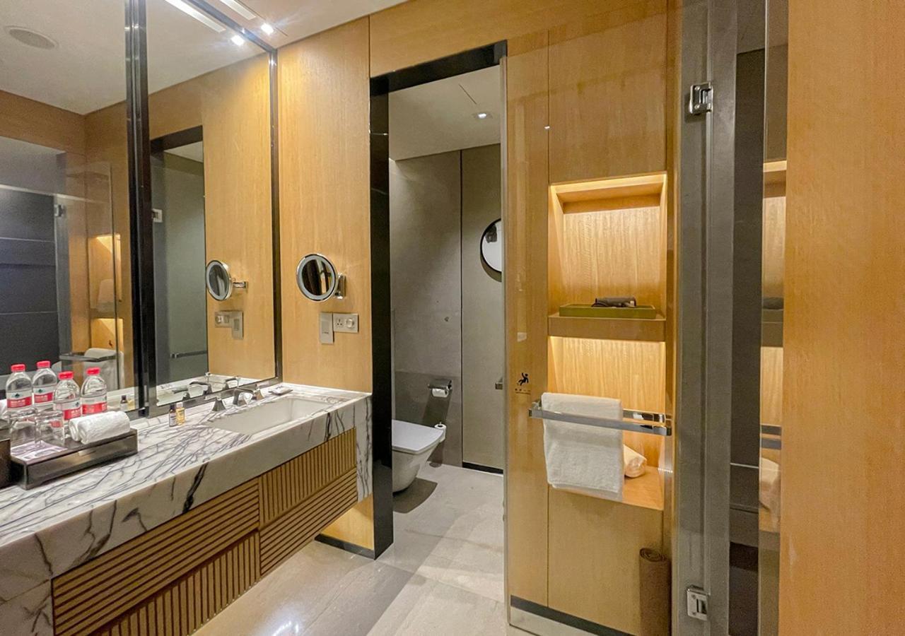 Hyatt Regency Tianjin East Hotel Buitenkant foto