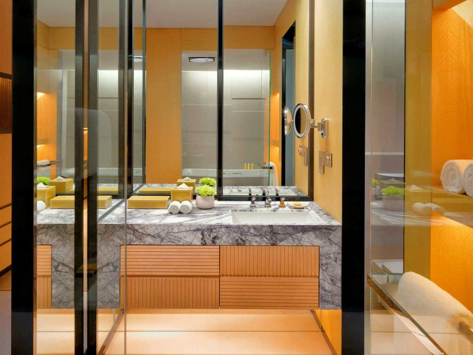 Hyatt Regency Tianjin East Hotel Buitenkant foto