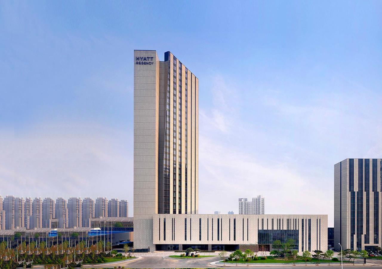 Hyatt Regency Tianjin East Hotel Buitenkant foto