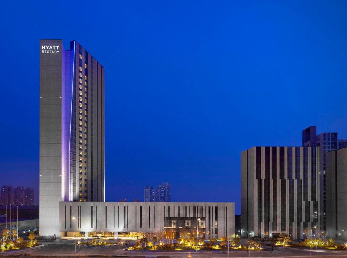 Hyatt Regency Tianjin East Hotel Buitenkant foto